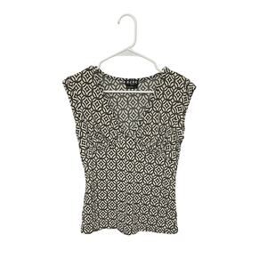 BCBG Paris Geometric All over Print V-Neck Sleeveless Top Size Small Stretch